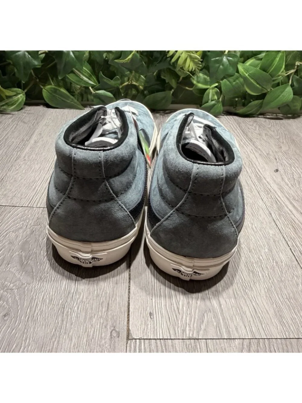 Vans Pig Skin Old Skool Mid Grape Leaf Water Repellent Teal Size 10.5